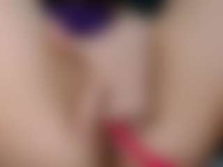 squirtyshow's Live Sex Cam Show