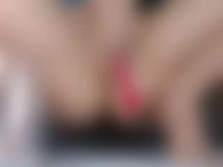 squirtyshow's Live Sex Cam Show