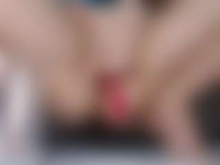 squirtyshow's Live Sex Cam Show