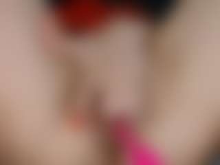 squirtyshow's Live Sex Cam Show