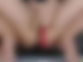 squirtyshow's Live Sex Cam Show