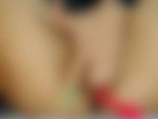 squirtyshow's Live Sex Cam Show