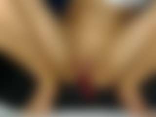 squirtyshow's Live Sex Cam Show