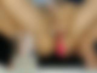 squirtyshow's Live Sex Cam Show