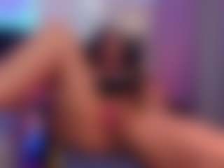 Live cam show with Kataleya Gil - Toys on crypto-cams