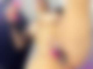 Chantall Ripoll's Live Sex Cam Show