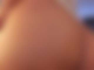 Live cam show with SarahInk - Blowjob on crypto-cams
