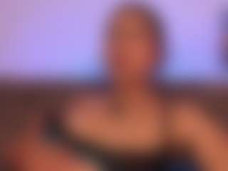 Live cam show with SarahInk - Lush on Camsoda
