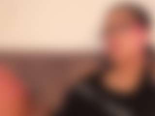 Live cam show with SarahInk - Spank Ebony on liverealitysex.com