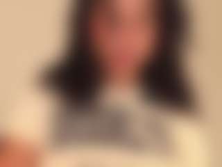 Live cam show with SarahInk - Young Adult on Livezox