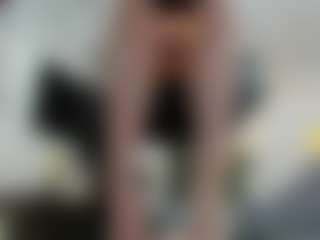 Lara's Live Sex Cam Show