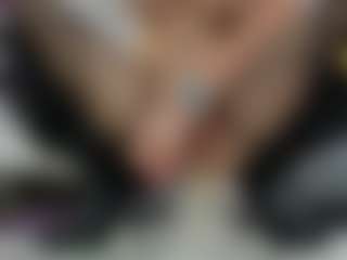 Lara's Live Sex Cam Show