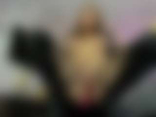 Lara's Live Sex Cam Show