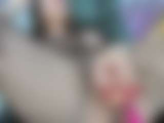 Live cam show with Lara - Brown Eyes on Hubzter Live