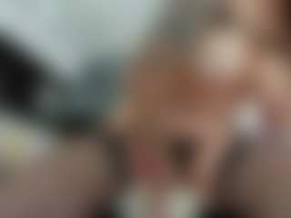 Lara's Live Sex Cam Show