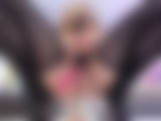 Lara's Live Sex Cam Show