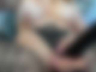 Live cam show with Lara - Sexy on camwithhim.com