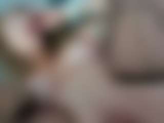 Lara's Live Sex Cam Show