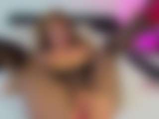 Lara's Live Sex Cam Show