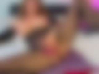 Lara's Live Sex Cam Show