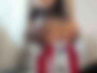 Lara's Live Sex Cam Show