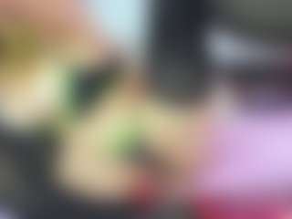 Live cam show with Lara - BBW on Camming Site