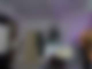 Live cam show with Lara - Dildo Or Vibrator on sexylive.show