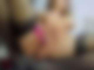 Lara's Live Sex Cam Show