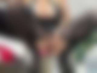 Lara's Live Sex Cam Show