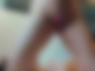 Lara's Live Sex Cam Show
