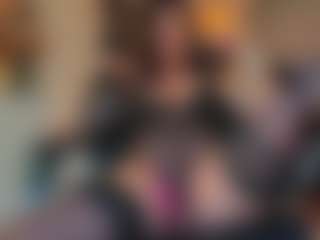 Lara's Live Sex Cam Show