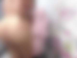 aliceluna's Live Sex Cam Show