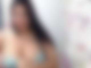aliceluna's Live Sex Cam Show