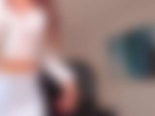 Live cam show with giannawatson - Blonde Hair on camtv