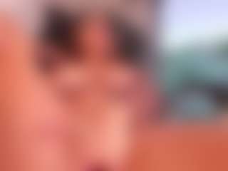Live cam show with giannawatson - Brown Hair on SpunkLive