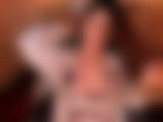 Live cam show with giannawatson - Brown Hair Petite on Camsoda