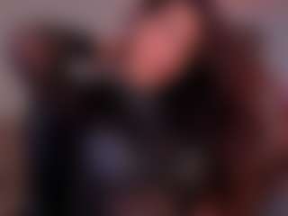 Live cam show with giannawatson - Petite on googirlz