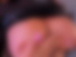 Live cam show with giannawatson - Brown Hair Petite on Dolls Live