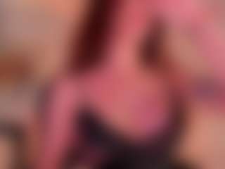 Show de cam en vivo con giannawatson - Camel Toe en Camsoda