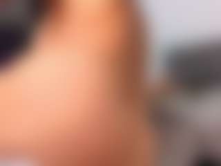 karoldiazz's Live Sex Cam Show