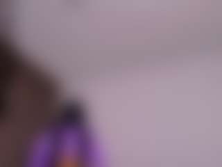 karoldiazz's Live Sex Cam Show