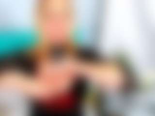 Live cam show with EliseFast - Glasses on Uber Horny