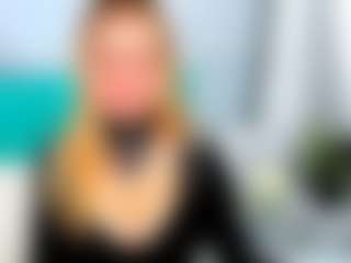 Live cam show with EliseFast - Glasses on https://playwithruby.com