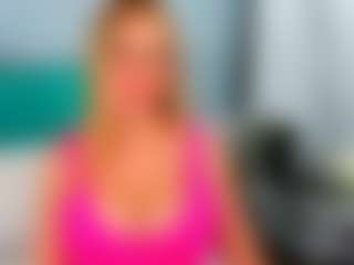 Live cam show with EliseFast - Glasses on Dolls Live