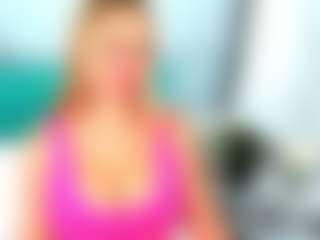 Live cam show with EliseFast - BBW on CamSodaAdn