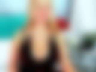 Live cam show with EliseFast - Blue Eyes on Camsoda