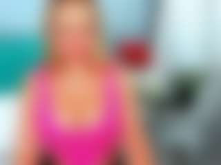 Live cam show with EliseFast - Blue Eyes on Camsoda