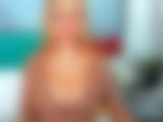 Live cam show with EliseFast - Foot Fetish Blonde Hair on Camsoda