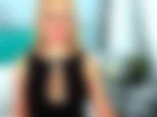 Live cam show with EliseFast - Glasses on Instabang