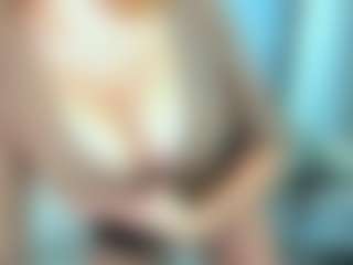 EliseFast's Live Sex Cam Show